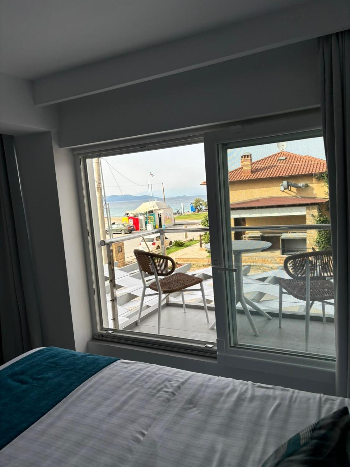 Ocean Blue Suites Ierissós Luaran gambar